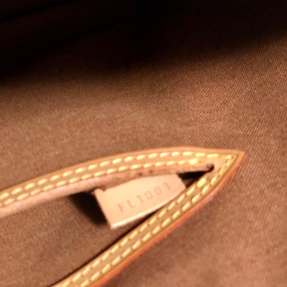 āSOLDāLouis Vuitton PM - Picture 12 of 12